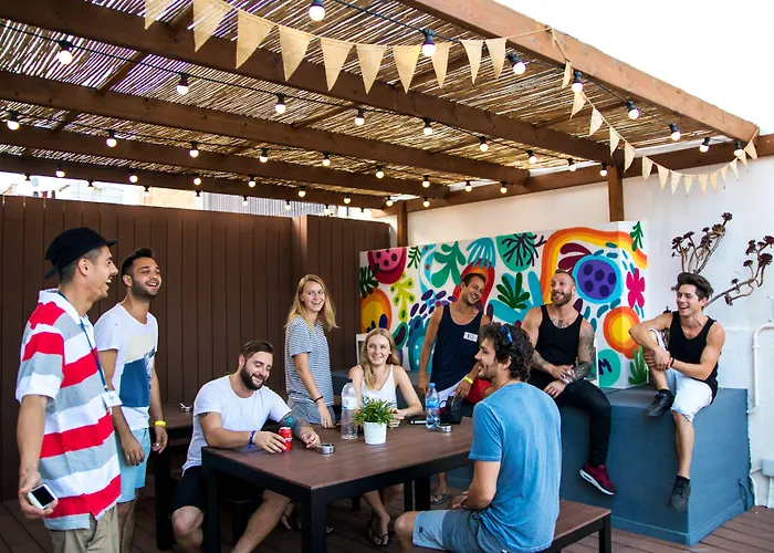 Sant Jordi s GraciaHostel